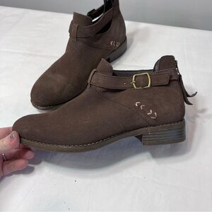 Skechers Sepia brown suede ankle boots size 10